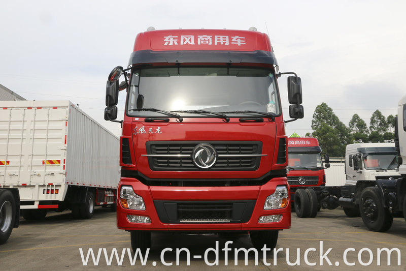 6X4 Dongfeng tractor (1)